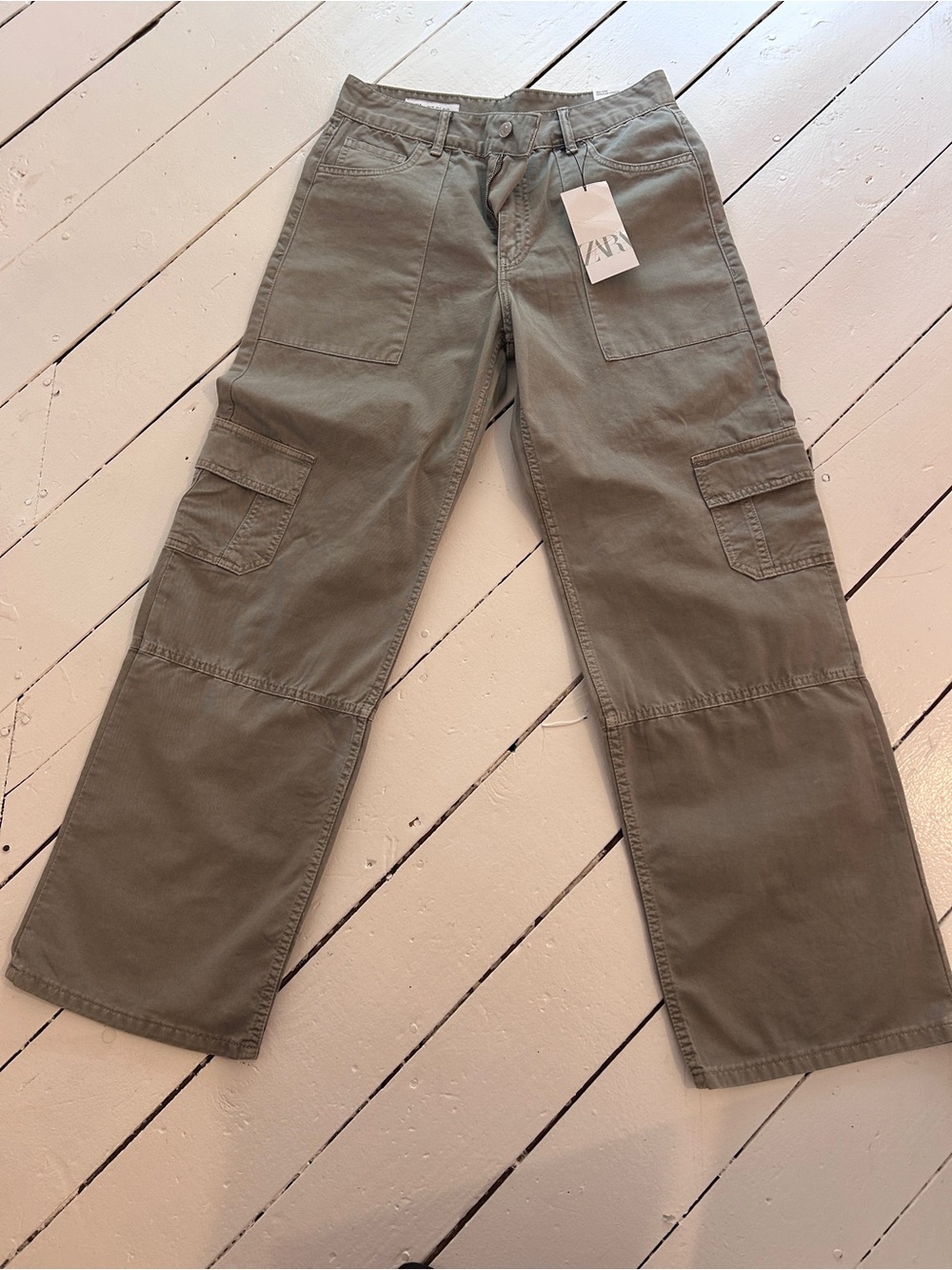 Zara Men's Cargo Pants in Olive Green
